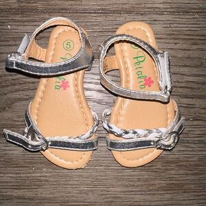 Petalia Flat Sandals Footwear Toddler Girls Size 5